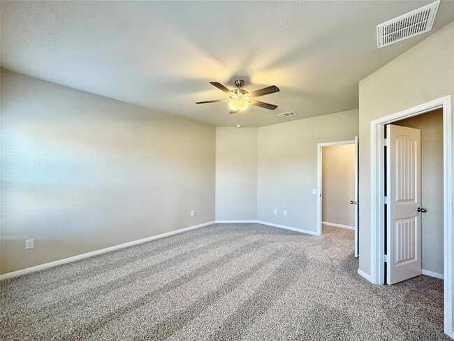 Building Photo - 1521 Maier Dr