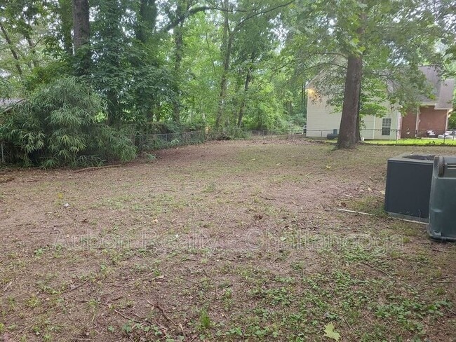 Building Photo - 1029 Grays Dr
