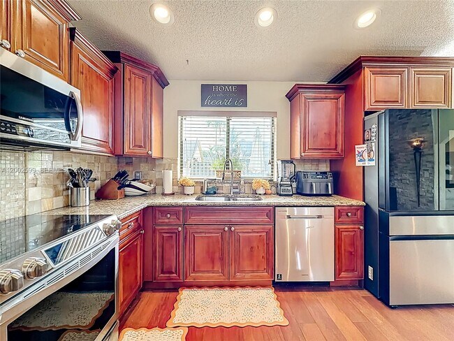 Building Photo - 8060 NW 51st Ct