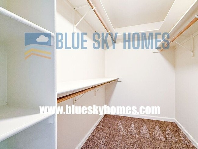 Building Photo - 3828 E Wormwood Ct