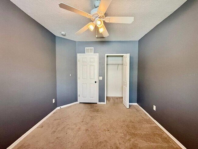 Building Photo - 3421 Santa Rita Ln