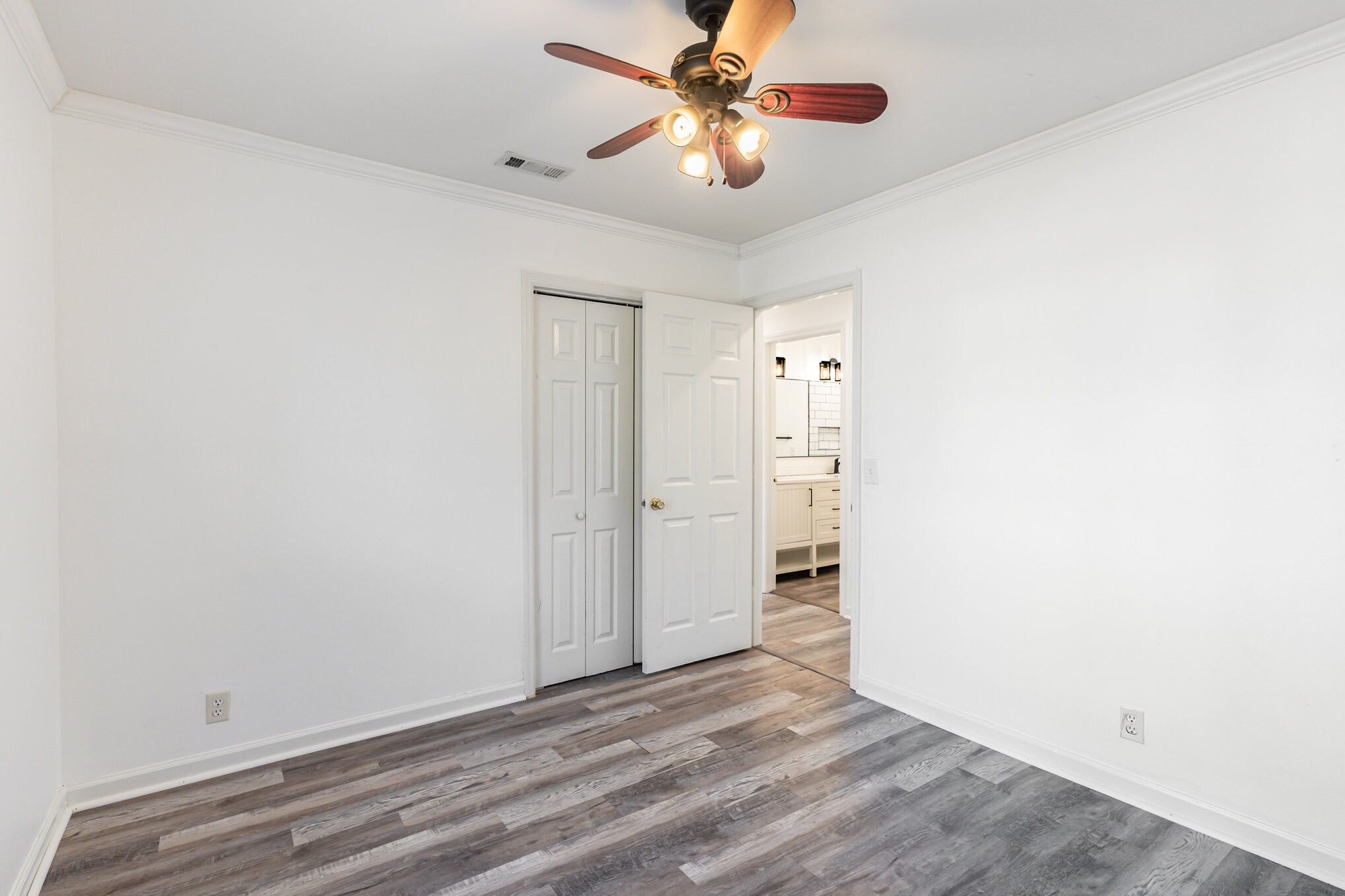 Building Photo - 3883 Crouch Dr