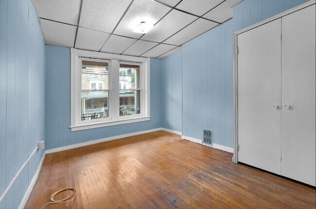 Building Photo - 32 S Franklin St