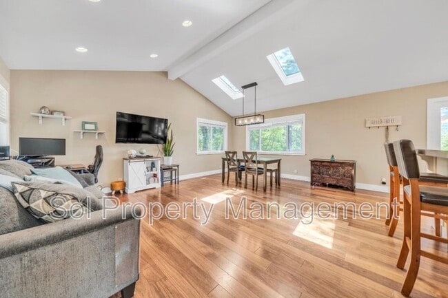 Building Photo - 20800 Locust Dr