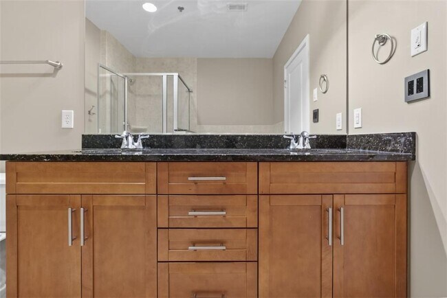 Building Photo - 855 Peachtree St NE