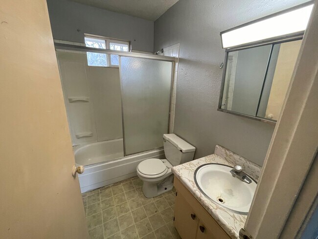 Building Photo - 1451 N Dawn Dr
