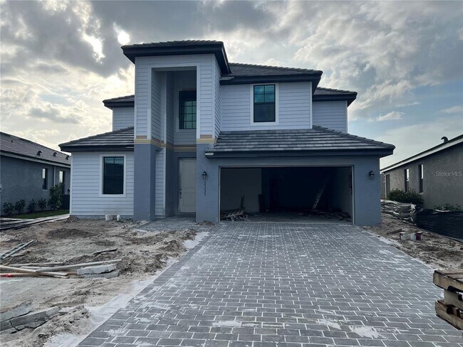 Primary Photo - 17333 Luminous Ave