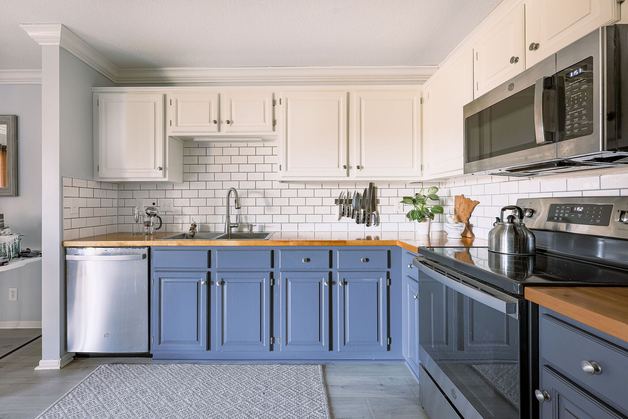 Building Photo - 14431 Fairway Dr