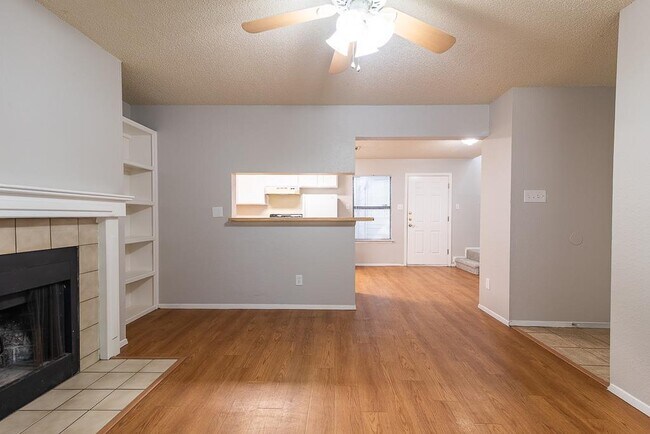 Building Photo - 2906 Jadewood Ct