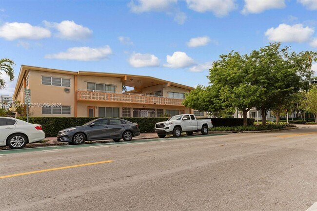 Building Photo - 1050 Pennsylvania Ave