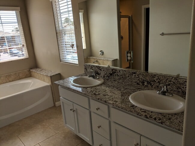 Building Photo - 3673 Artistry Way