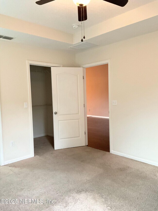 Building Photo - 8253 Golden Bamboo Dr