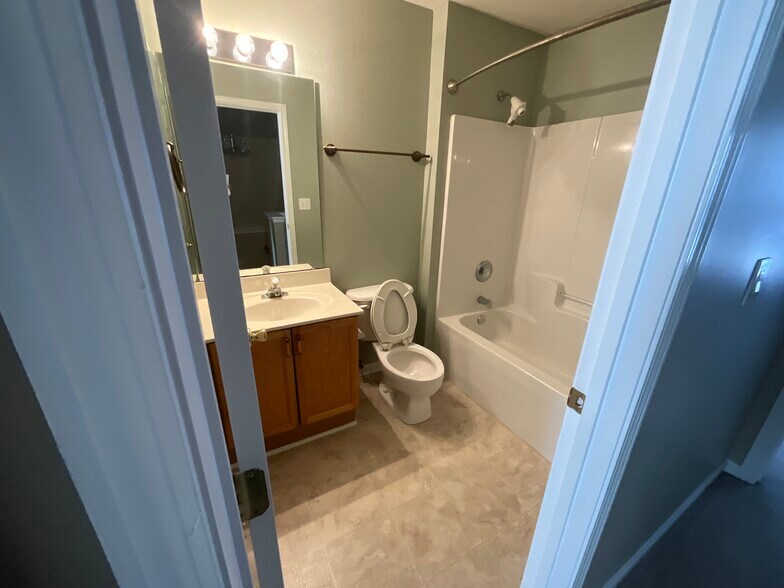 2nd Full Bath - 1965 Charlotte Hwy