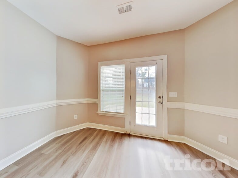 Building Photo - 37 Pedley Pl