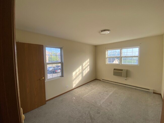Building Photo - 1574 Crystal Rock Ct
