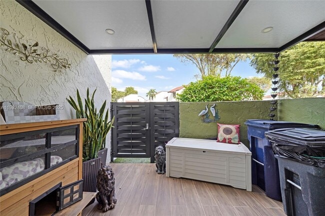 Building Photo - 10310 NW 5th Terrace