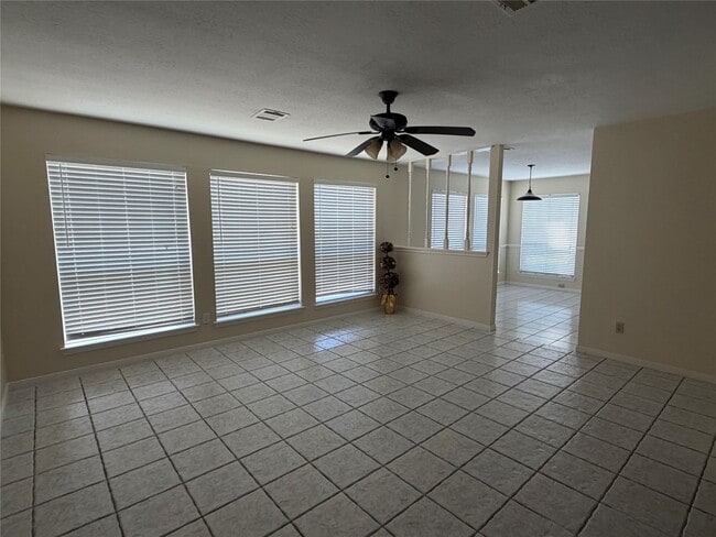 Building Photo - 3359 Dew Point Ln