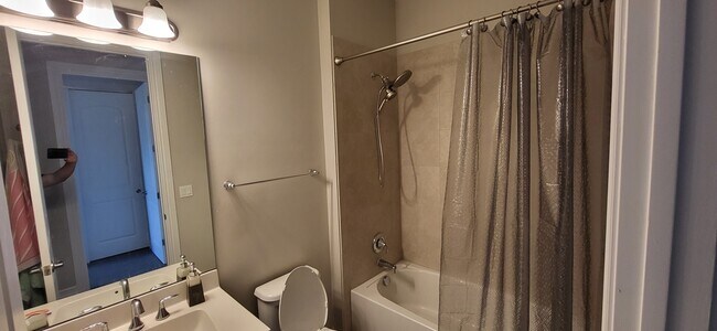 Building Photo - 10207 Akenside Dr