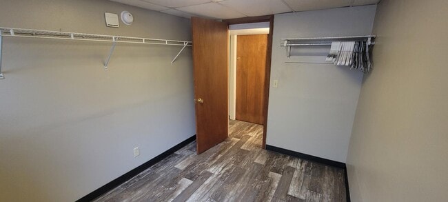 Building Photo - 20 N Willow St