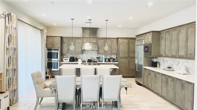 Building Photo - 358 Pinnacle Dr