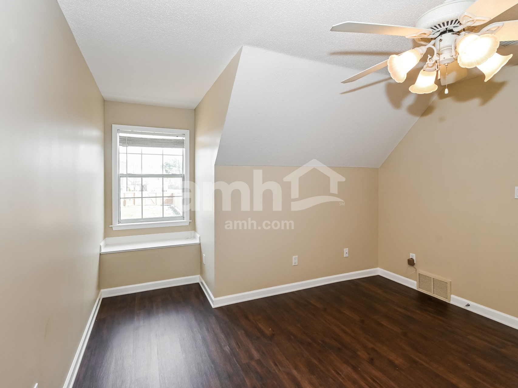 Building Photo - 6358 Braybourne Main