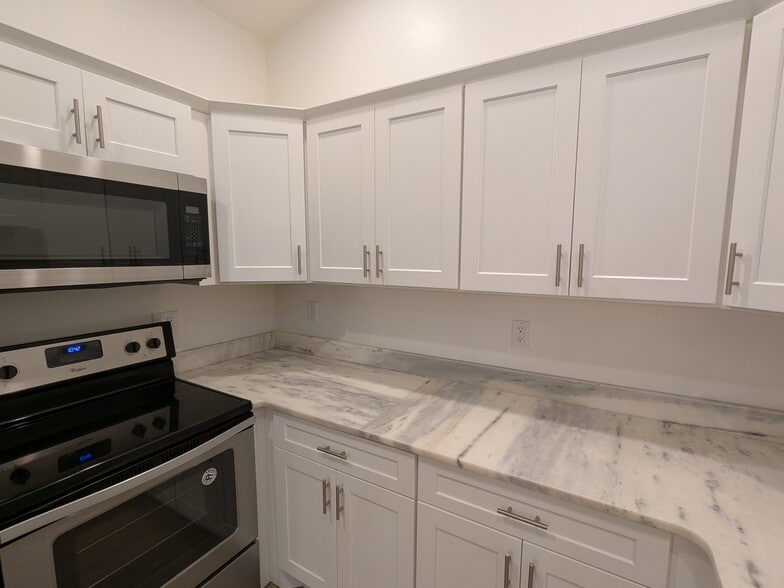 Building Photo - 344 S 740 W