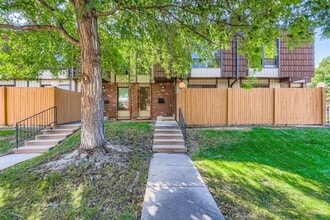 Building Photo - Fantastic Location Near Kendrick Lake Park!