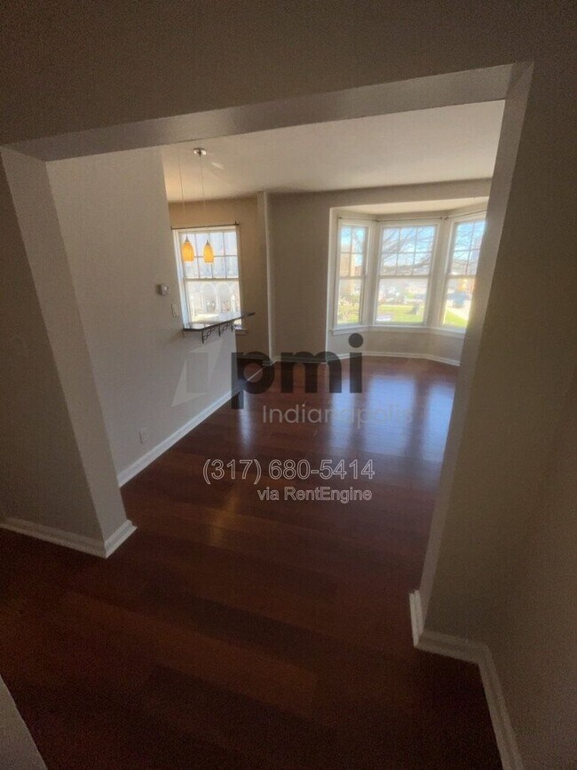 Building Photo - 402 N Delaware St