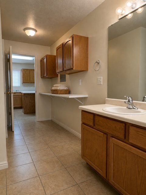 Building Photo - 961 N 100 W