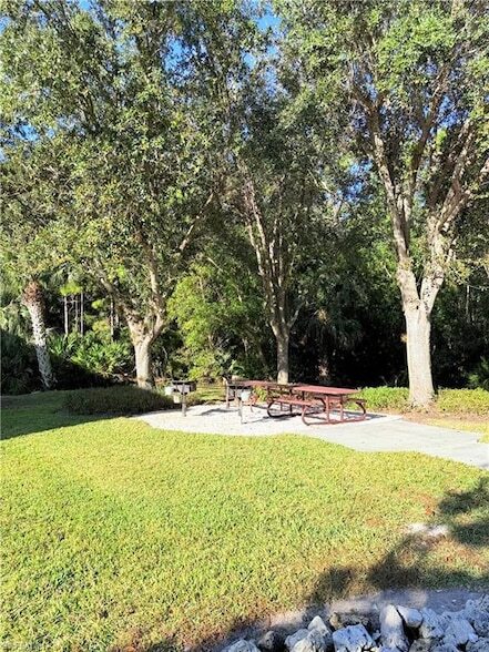 Building Photo - 9175 Celeste Dr