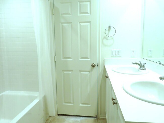 Building Photo - 29157 sunforest
