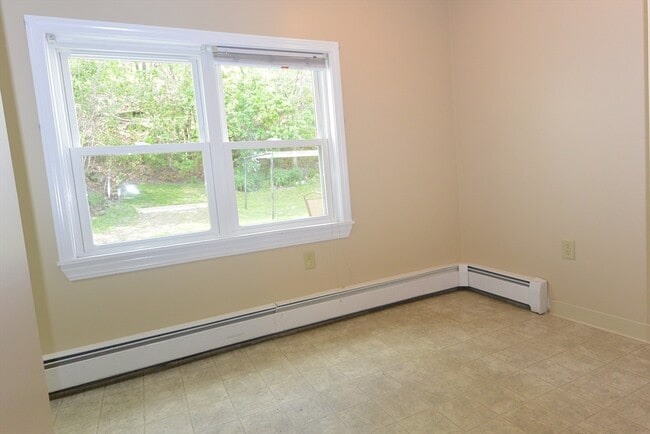 Building Photo - 152 Green St