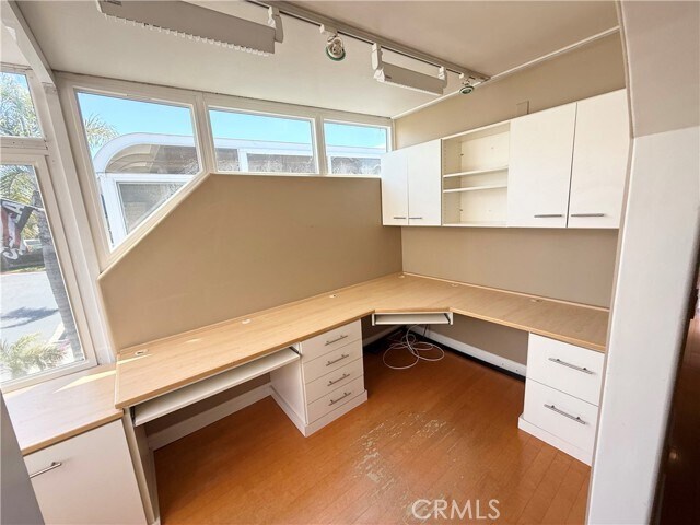 Building Photo - 3382 Tempe Dr