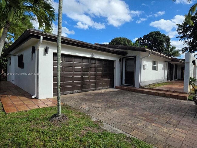 Building Photo - 690 NW 68th Ave