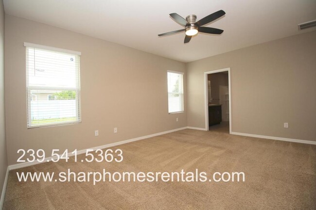 Building Photo - 709 SW 25th Ln