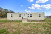 Building Photo - 3370 Gun and Rod Club Rd