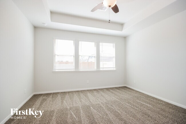 Building Photo - 26028 Babe Ruth Dr