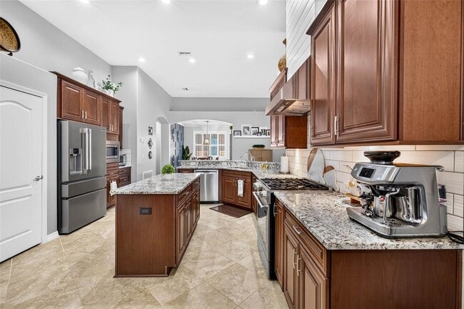 Building Photo - 31218 Alchester Dr