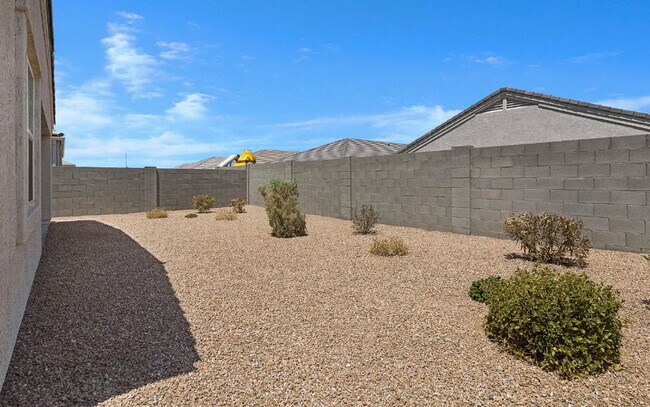 Building Photo - 5314 W Alta Mesa Ave