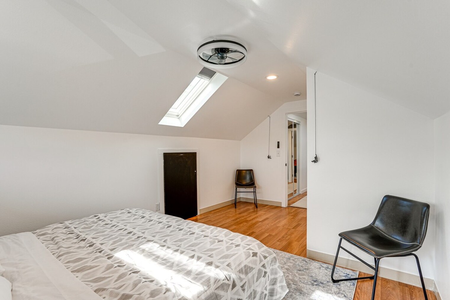 Building Photo - 641 Central Ave