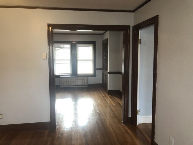 Building Photo - 453 Washington St