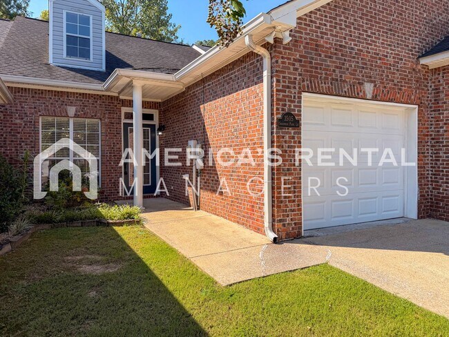 Building Photo - 3505 Savannah Park Ln
