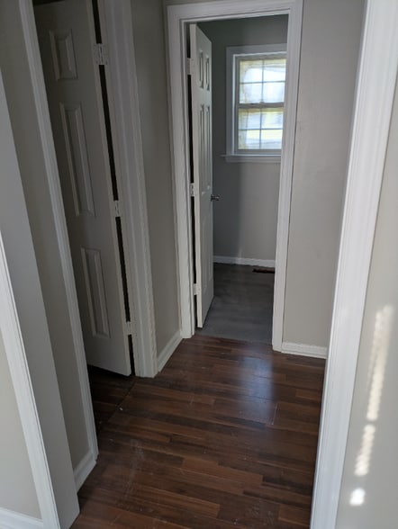 Building Photo - 2709 Ralph Johns St