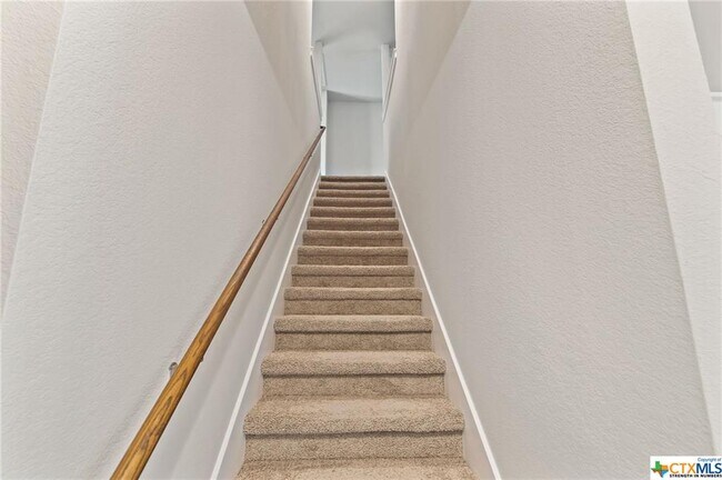 Building Photo - 17102B Carmel Cricket Dr