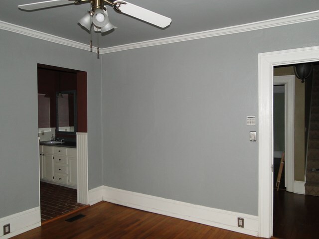 Building Photo - Great Home close to Downtown