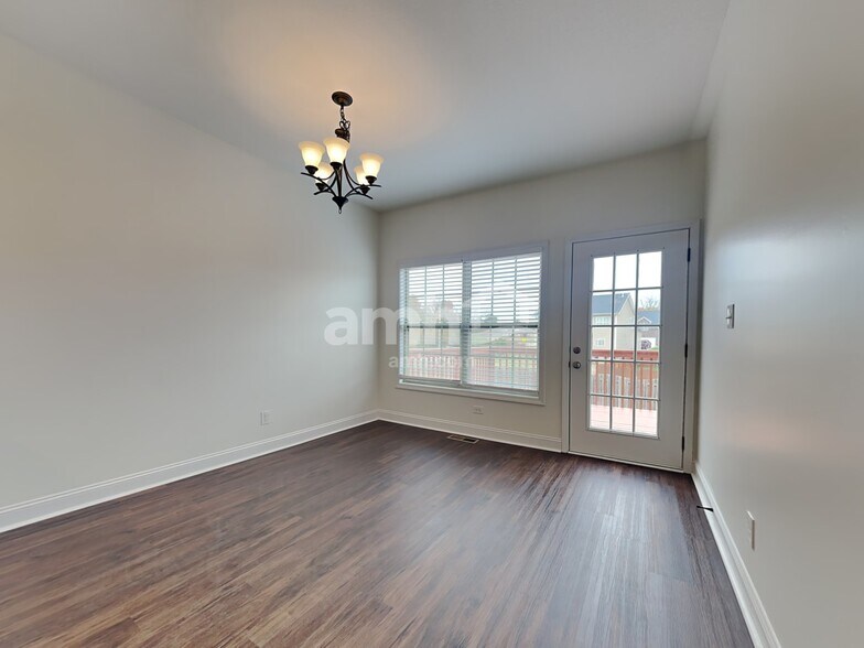 Building Photo - 2768 Silent Springs Ln