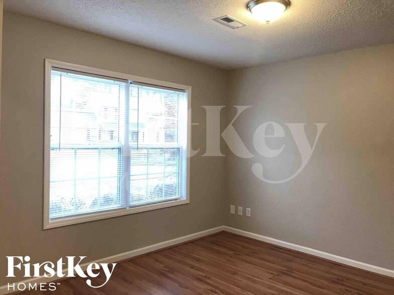 Building Photo - 3980 Orchard Knoll Dr