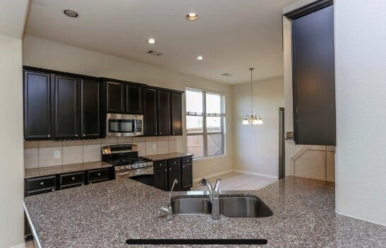 Building Photo - 16839 Kilgarth Dr