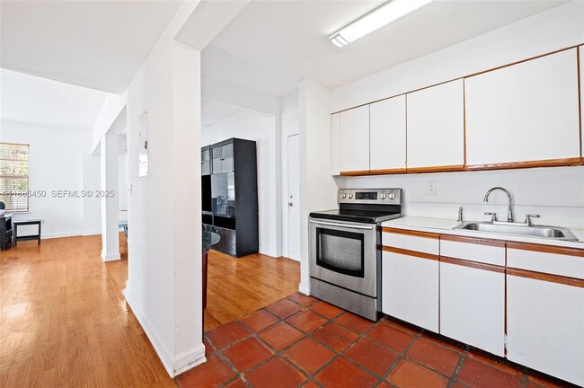 Building Photo - 1200 Euclid Ave