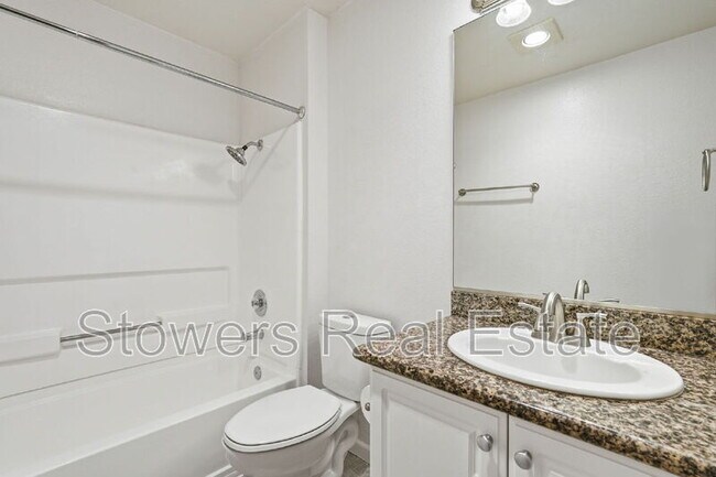 Building Photo - 7102 Cross Creek Cir